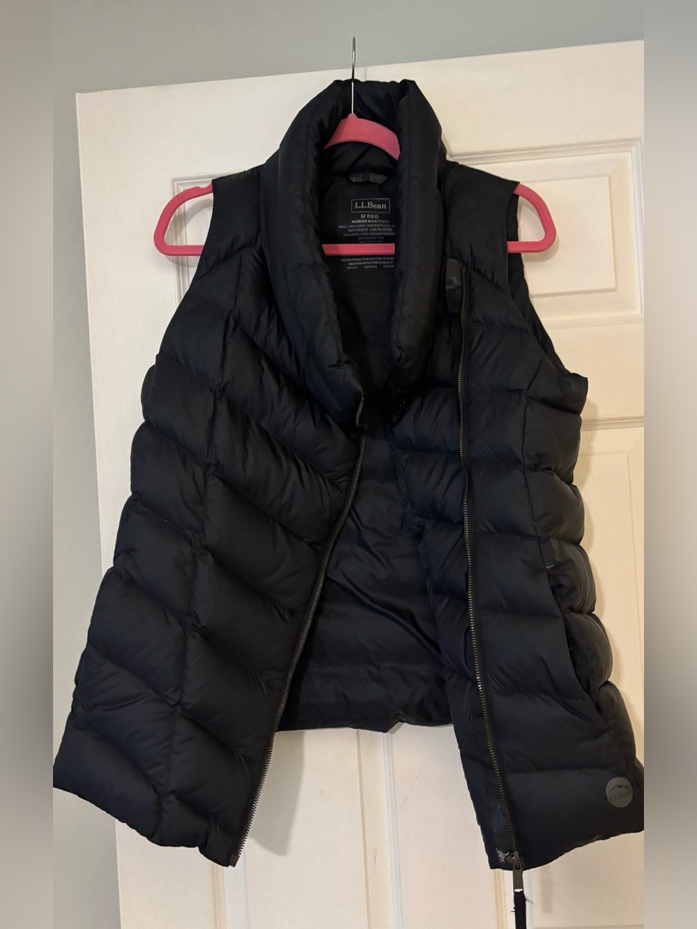 LL BEAN Puffer Vest. Size M. NWOT.